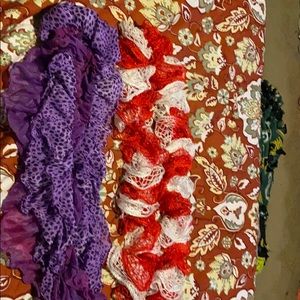 2 scarves